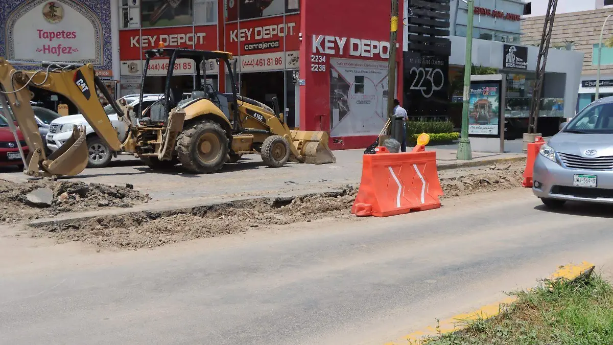 rehabilitación de drenaje en colonia Polanco